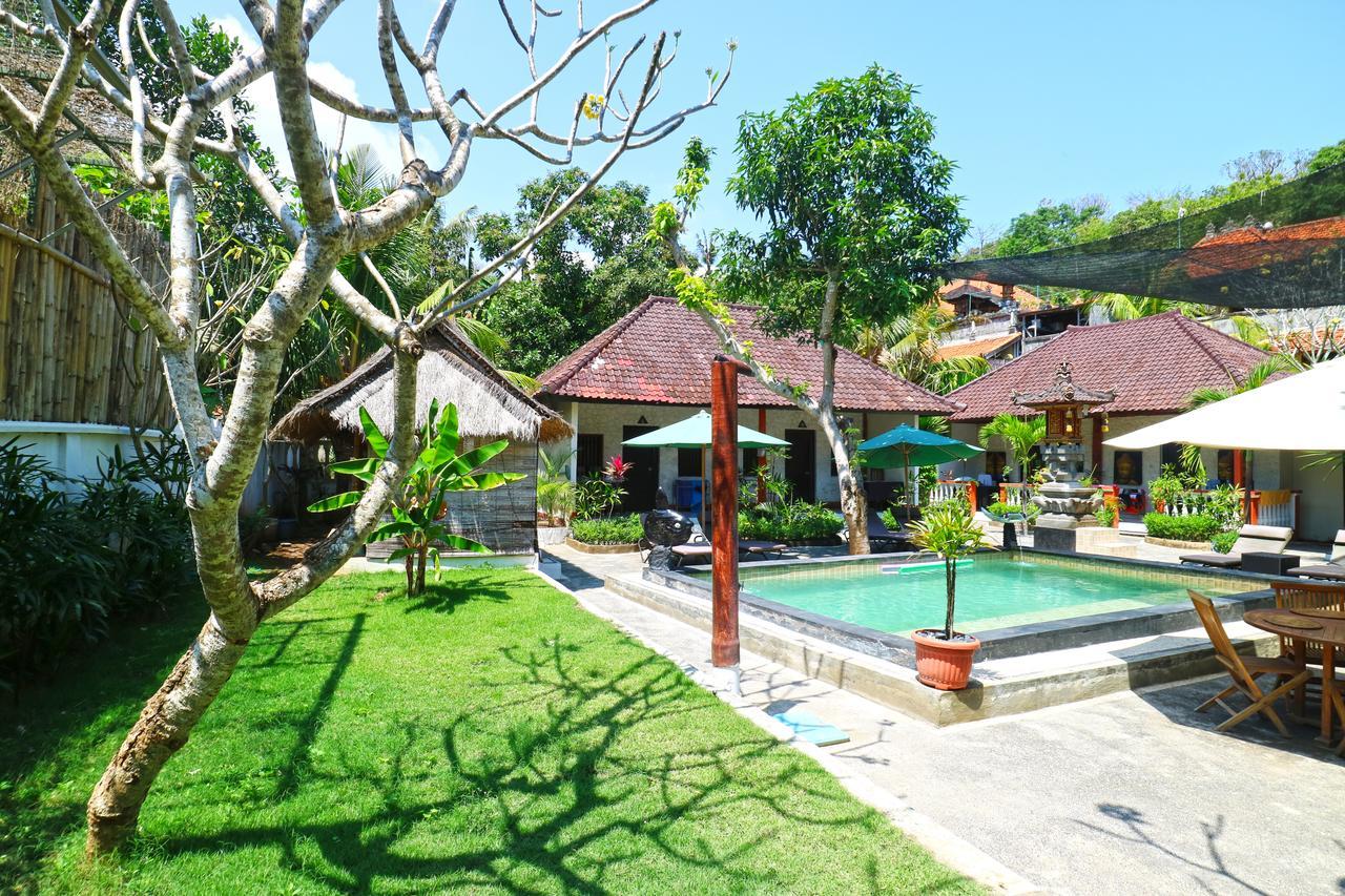 Sunjaya Kubu Guesthouse Nusa Lembongan  Exterior photo